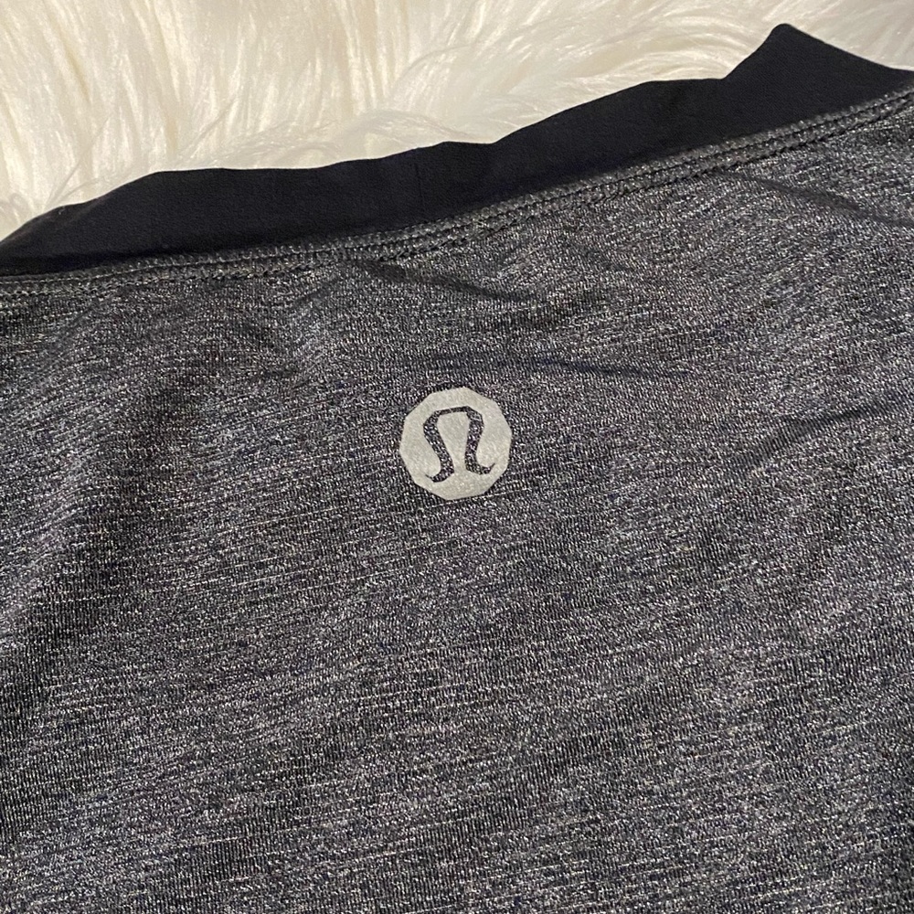 Lululemon Tech Tee - Picture 8 of 10